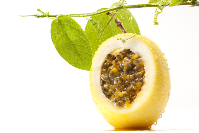 Maracujá: de calmante natural a astro na cozinha e no jardim