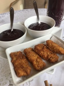 açaí com peixe frito