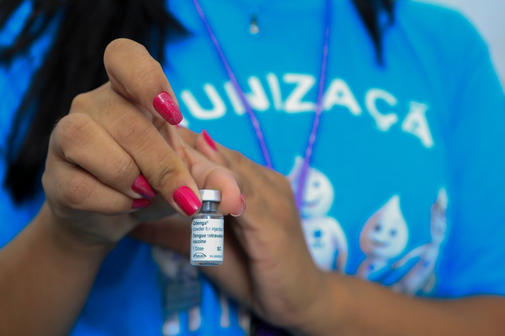 saude-vacina-imunizante-dengue-qdenga-frasco saude-vacina-imunizante-dengue-qdenga-frasco