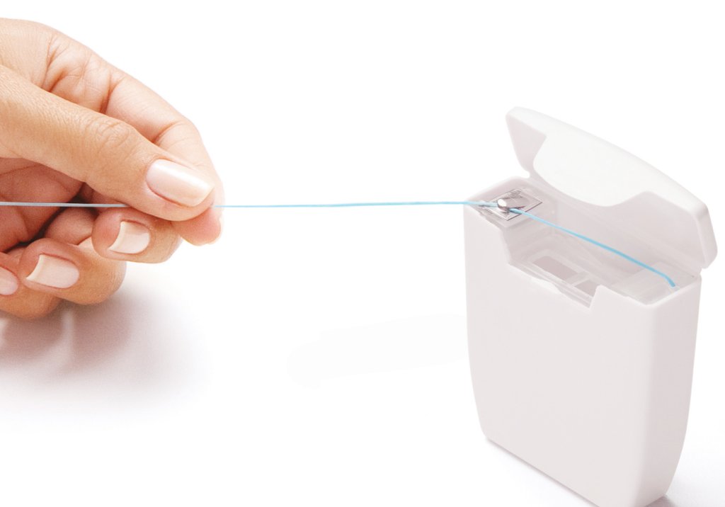Fita ou fio dental: você sabe a diferença?