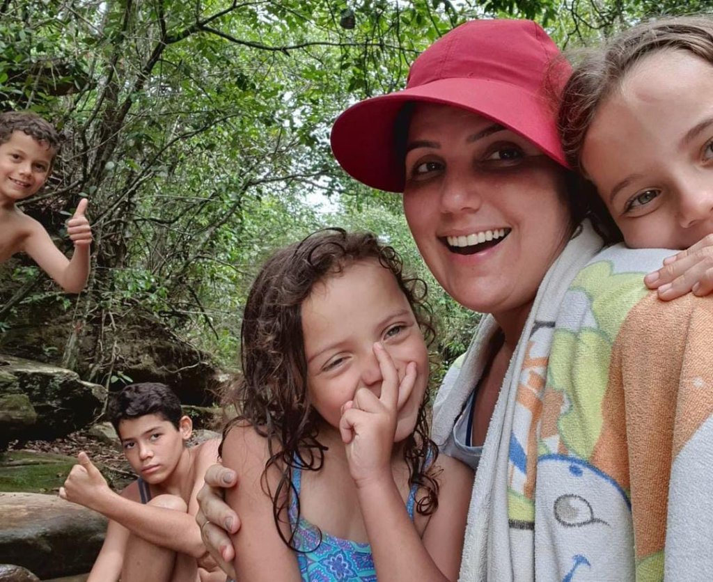 “O burnout materno quase me tirou a alegria de ser mãe”